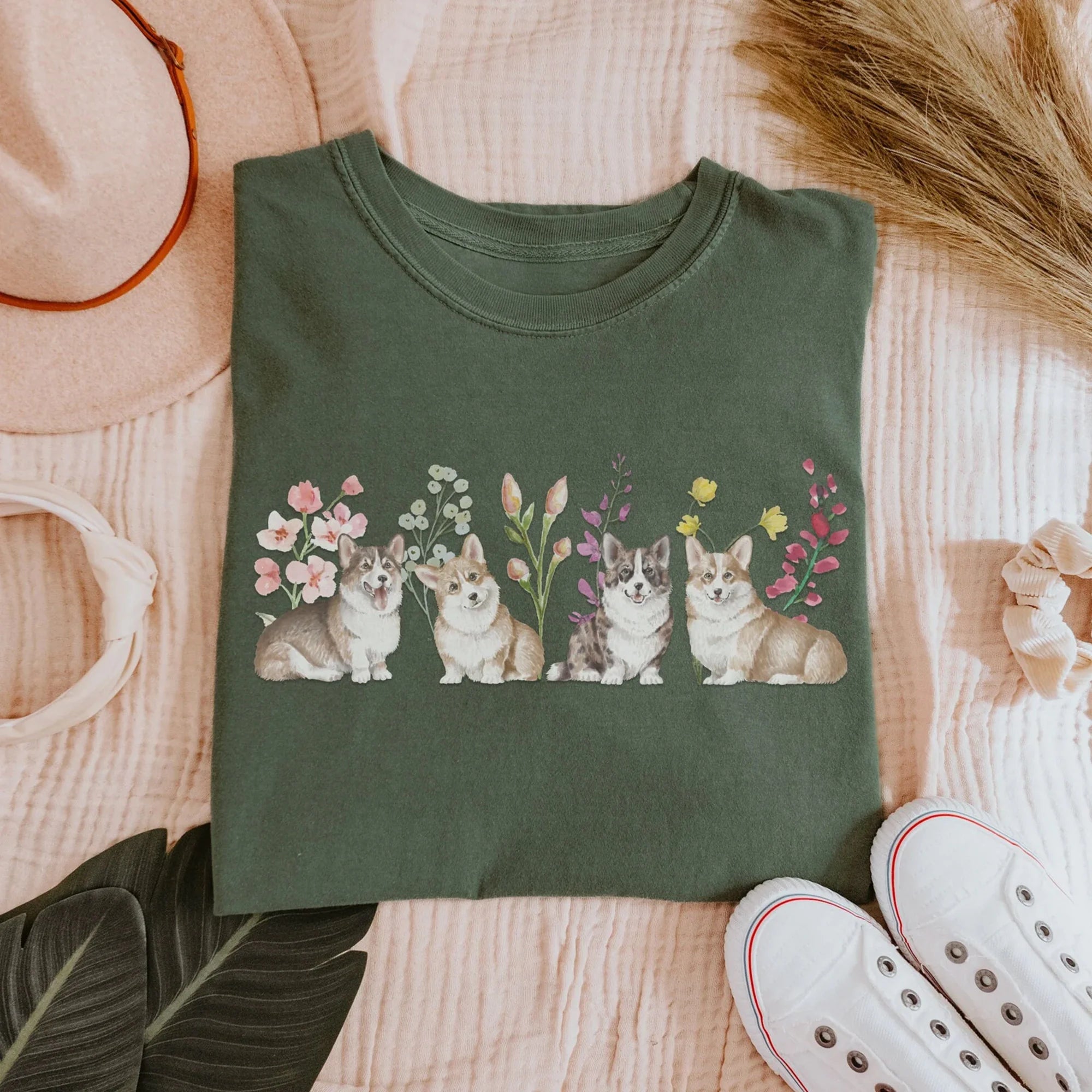 Corgi Flower T-shirt, Cute Dog Lovers Gift Shirt, Gift For Dog Mom