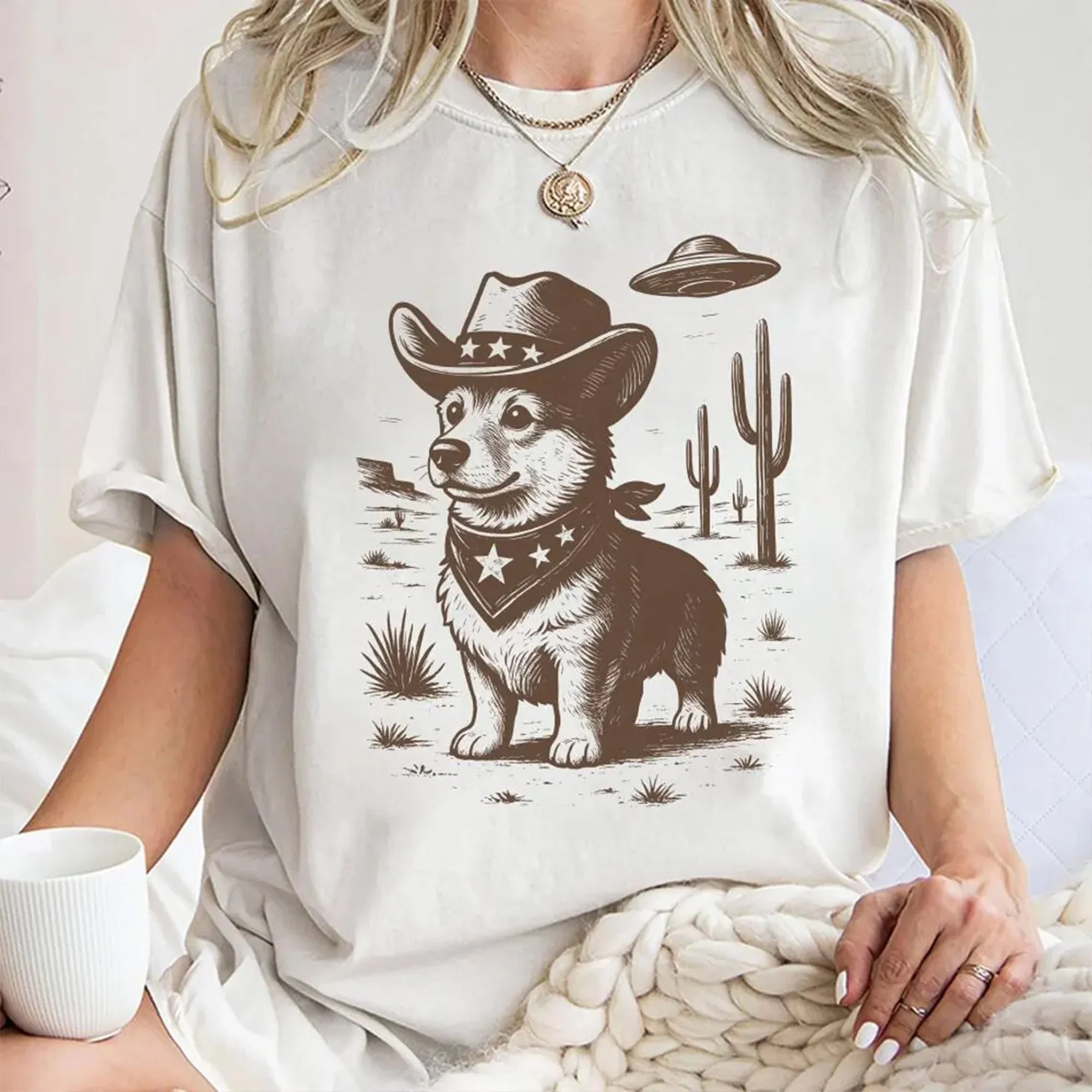 Corgi Shirt, Corgi Vintage Shirt UFO Western Shirt, Cowboy Western Shirt, Retro T-Shirt, Cowboy TShirt, Wild West, Dogful DogMom, UFO Shirt