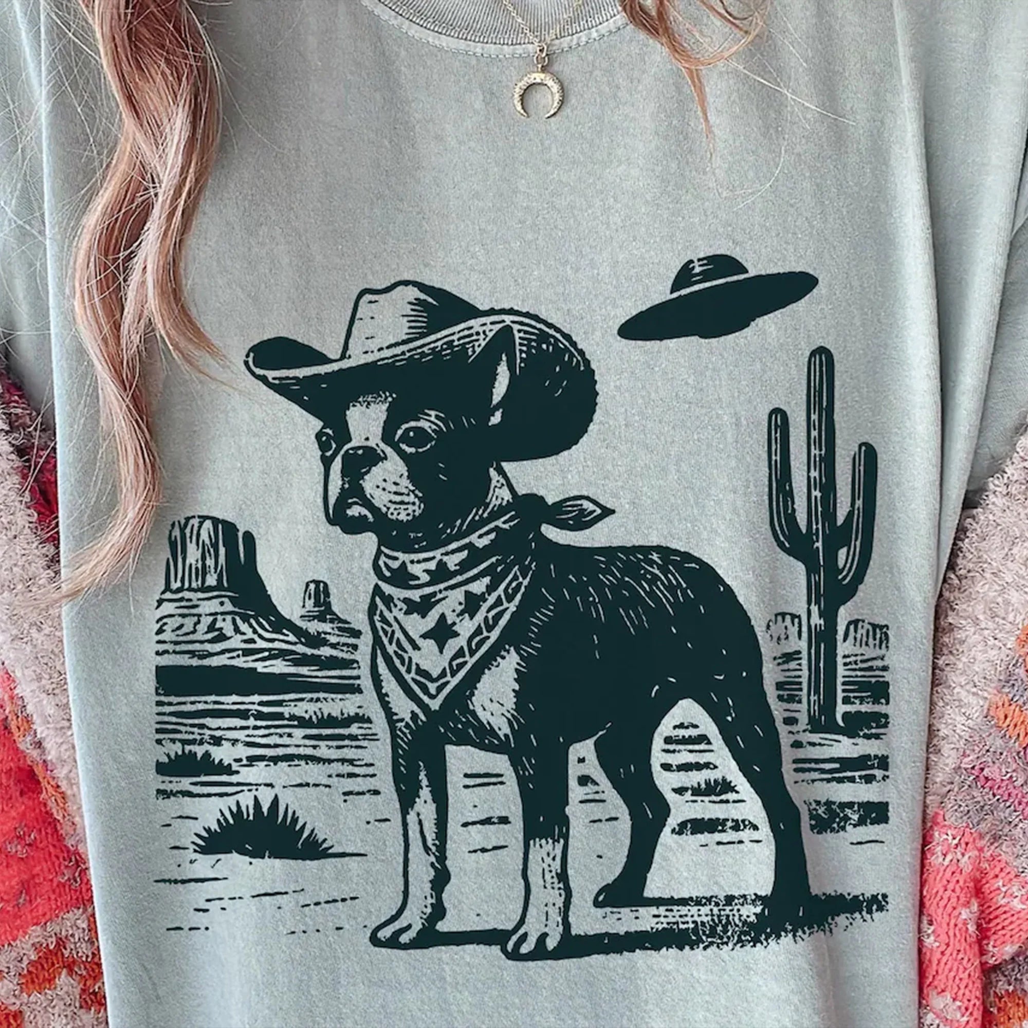 Vintage Boston Terrier UFO Shirt – Western Cowboy Boston Tee, Retro Alien Dog T-Shirt, Perfect Gift for Boston Mom, Dad & Dog Lovers