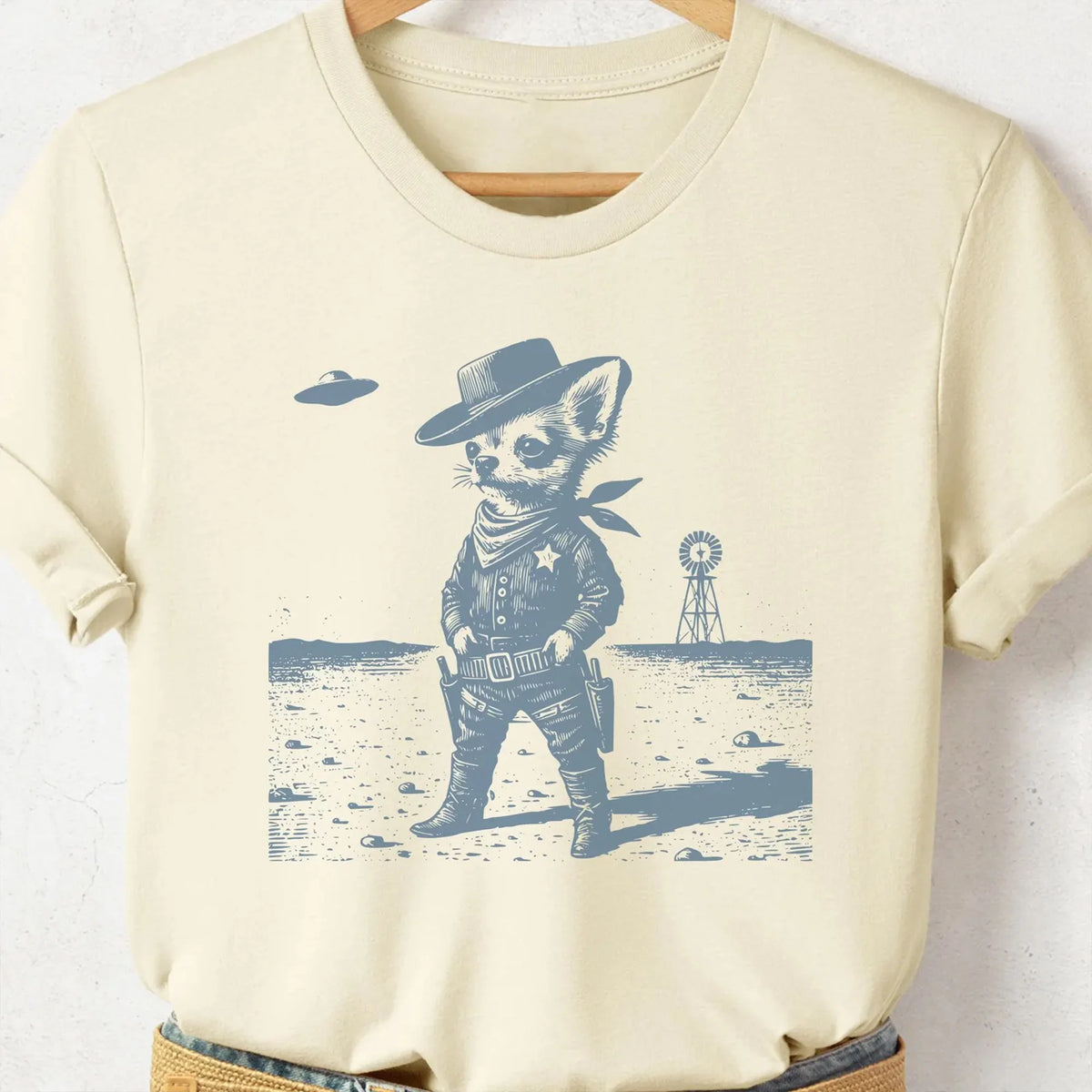 Chihuahua T-Shirt Vintage Dog Shirt Sheriff UFO Cowboy TShirt Funny Chihuahua Gift, Chihuahua Mom Chiwawa Dad Western Dog Tee, Barkadia
