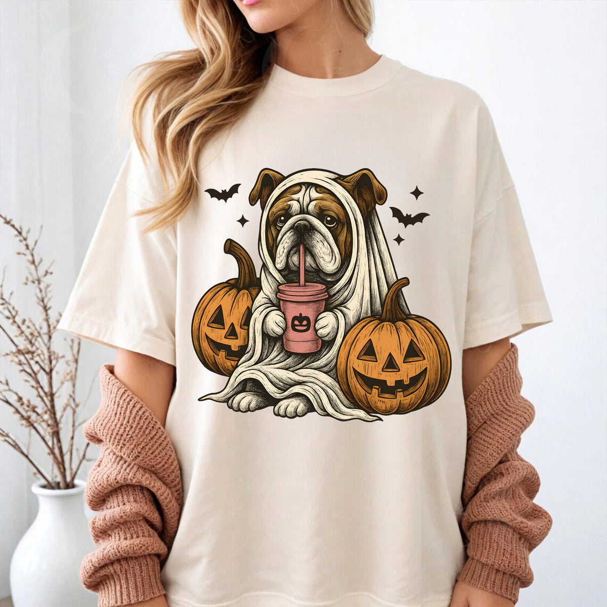 halloween shirt Bulldog Ghost T-Shirt| Retro Halloween Shirts| Spooky Season| Cute bulldog Halloween Shirt| Pumpkin Fall Shirt