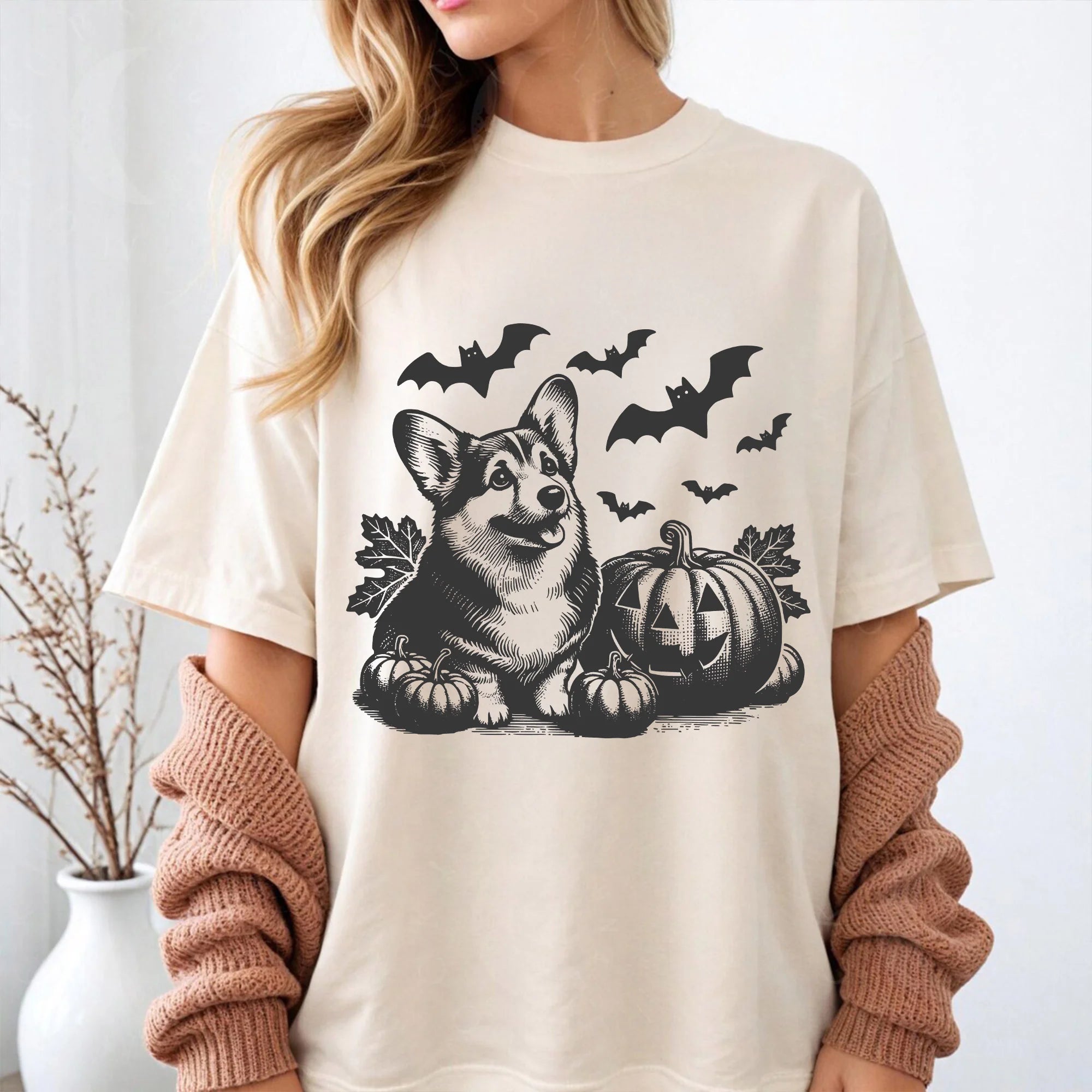 Comfort Colors Corgi Halloween T-Shirt, Spooky Season Corgi Gifts, Corgi Dog Lover Thanksgiving Holiday Tee, Cute Pumpkin Fall Corgi Mom Shirt