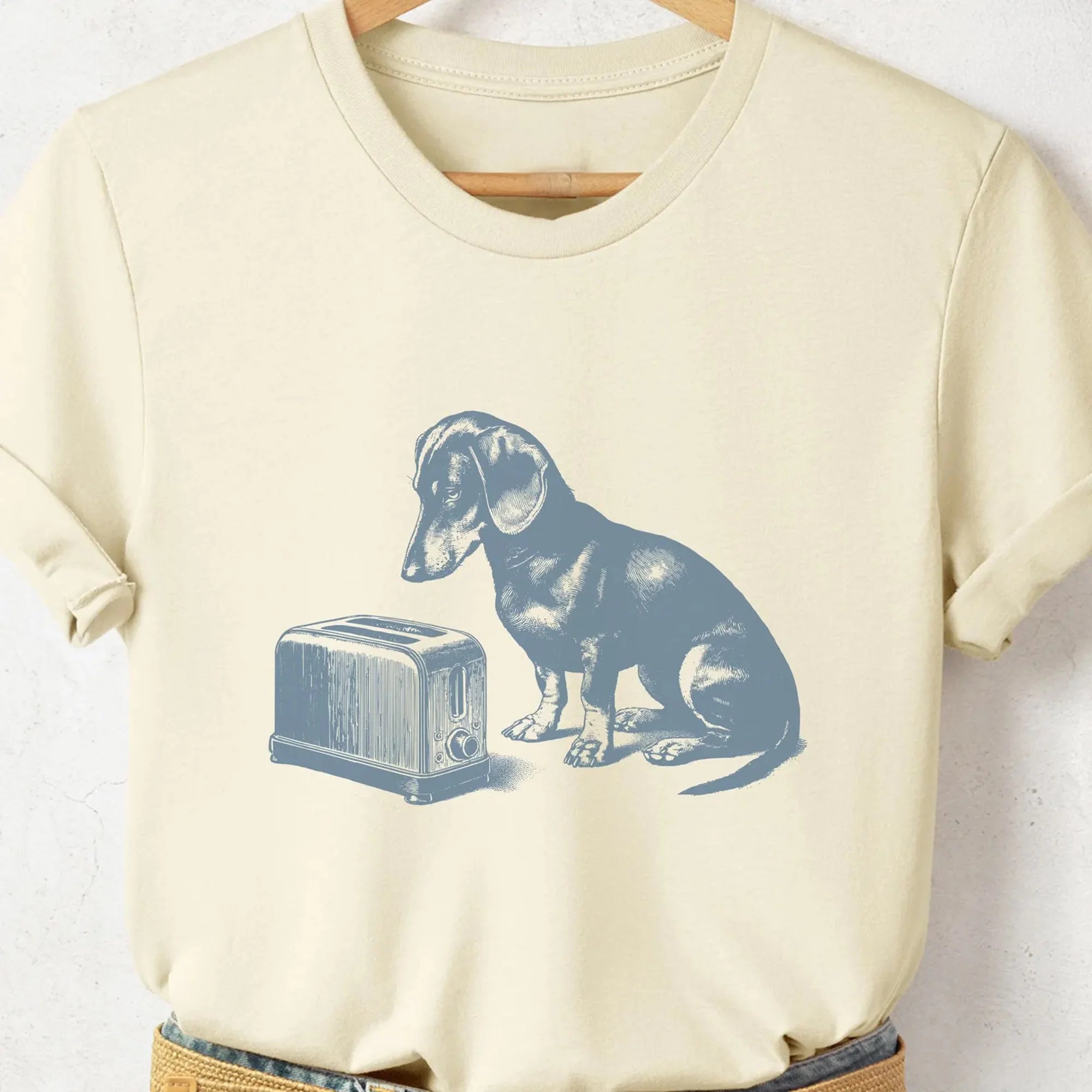 Vintage Dachshund Dog T-Shirt: Funny Toast & Toaster Design