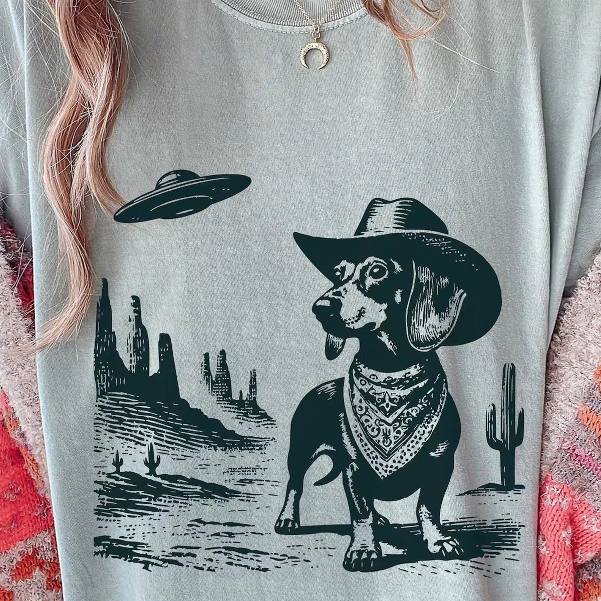 Vintage Dachshund UFO T-Shirt Western Style – Cowboy Doxie Country Tee