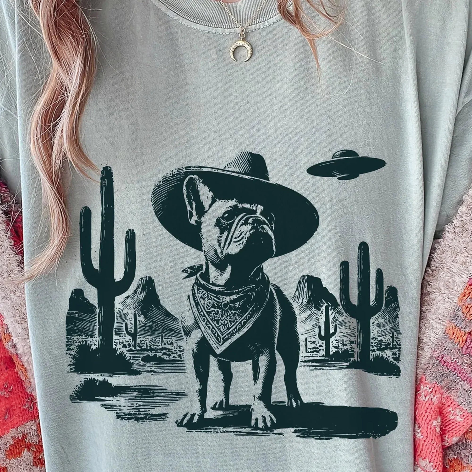 Vintage French Bulldog UFO T-Shirt – Western Cowboy Frenchie Dog Tee
