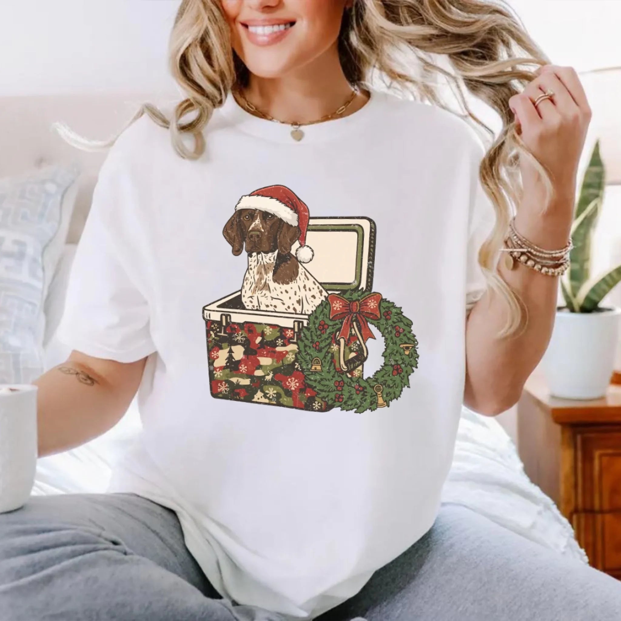 Mockup gildan t shirt 3