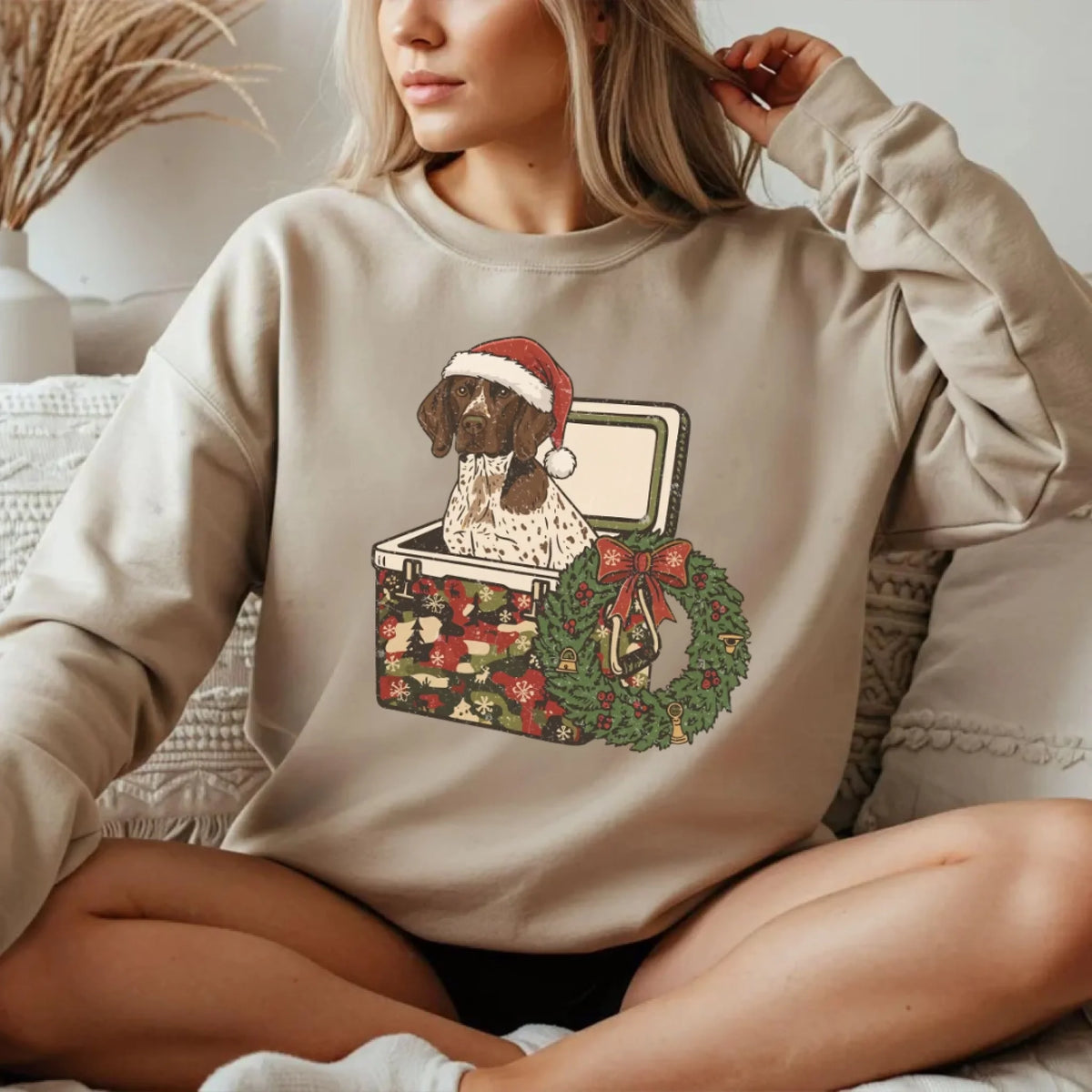 Mockup gildan sweater 3